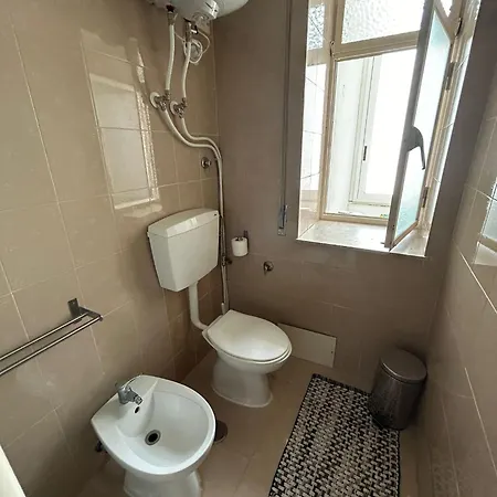 Casa Salerno * Syracuse